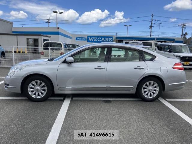 Nissan TEANA 2012-05 8221761-1