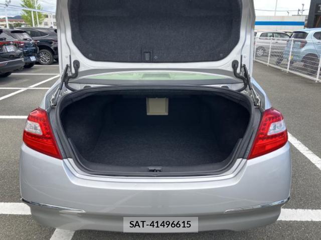 Nissan TEANA 2012-05 8221761-7