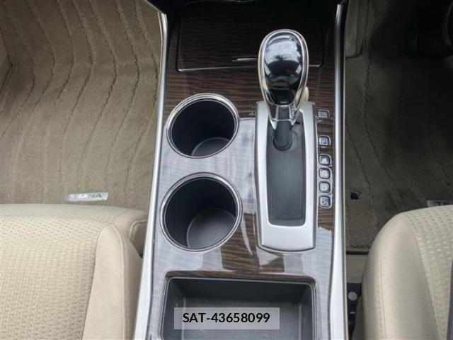Nissan TEANA 2015-09 8225470-11
