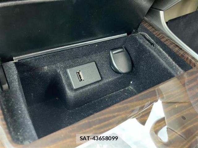 Nissan TEANA 2015-09 8225470-12