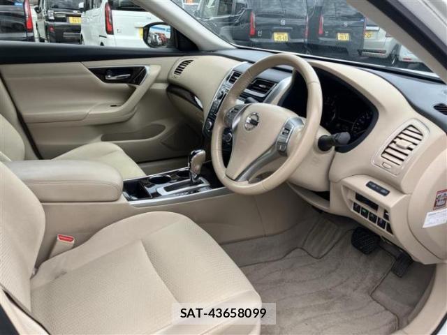 Nissan TEANA 2015-09 8225470-4