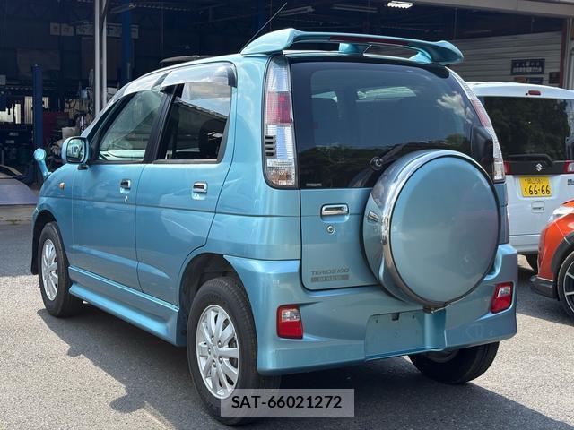 Daihatsu TERIOS KID 2007-03 8218286-1