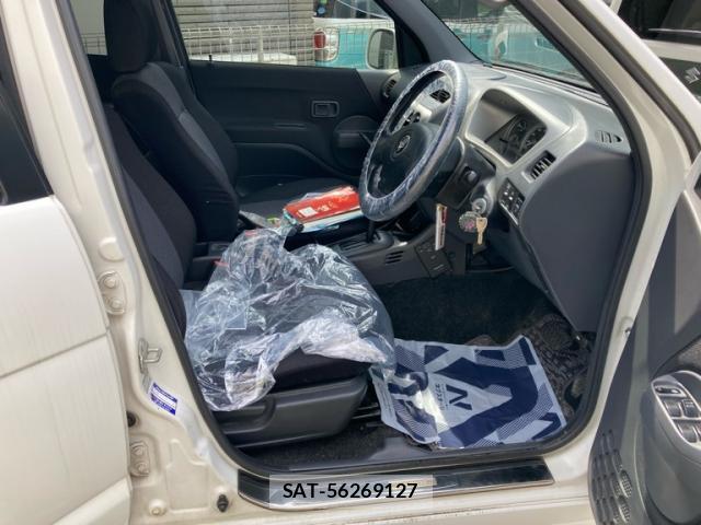 Daihatsu TERIOS KID 2004-06 8219813-16