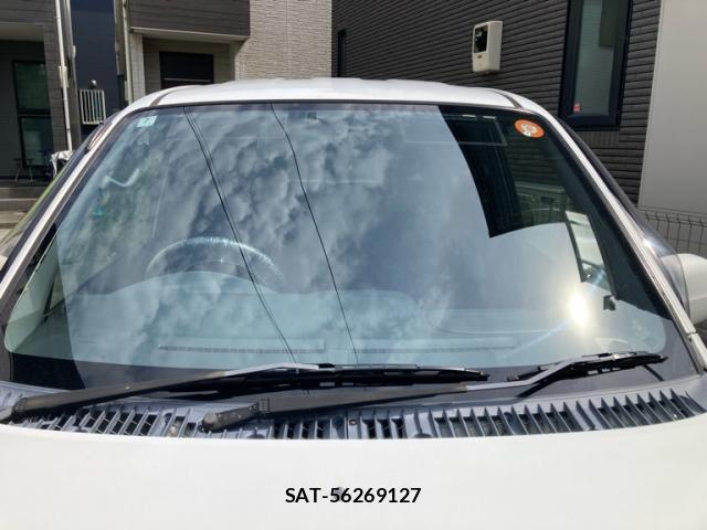 Daihatsu TERIOS KID 2004-06 8219813-2