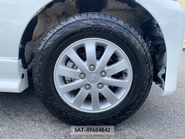 Daihatsu TERIOS KID 2008-10 8221523-19
