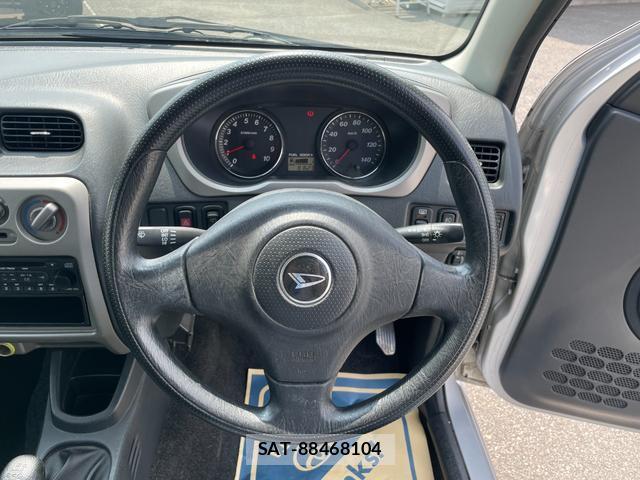 Daihatsu TERIOS KID 2007-01 8221524-12