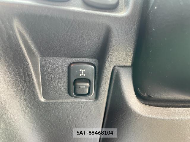 Daihatsu TERIOS KID 2007-01 8221524-16