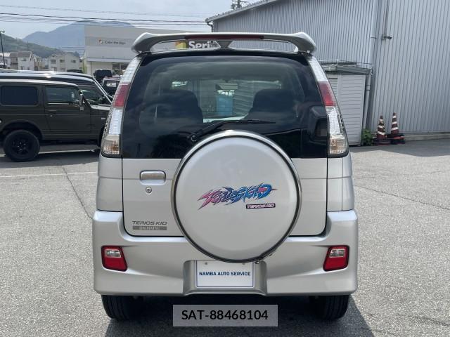 Daihatsu TERIOS KID 2007-01 8221524-7