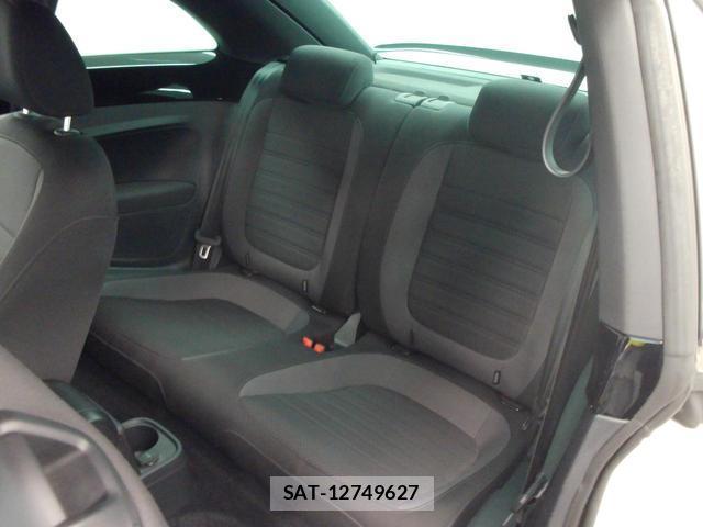 VolksWagen THE BEETLE 2017-07 8218343-18