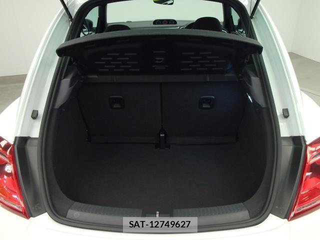 VolksWagen THE BEETLE 2017-07 8218343-19