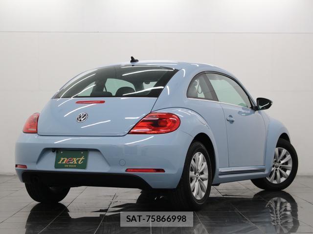 VolksWagen THE BEETLE 2015-12 8221669-1