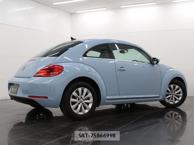 VolksWagen THE BEETLE 2015-12 8221669-17