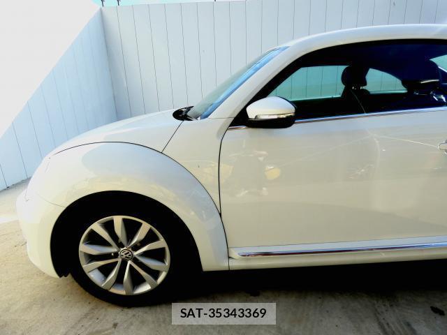 VolksWagen THE BEETLE 2015-06 8222147-12