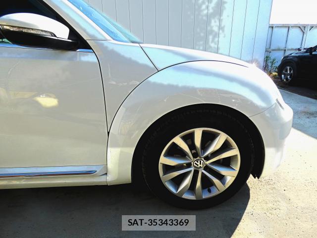 VolksWagen THE BEETLE 2015-06 8222147-15