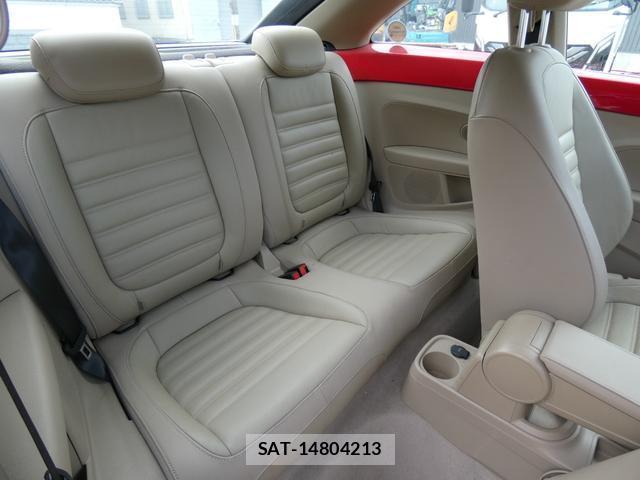 VolksWagen THE BEETLE 2013-02 8222467-15