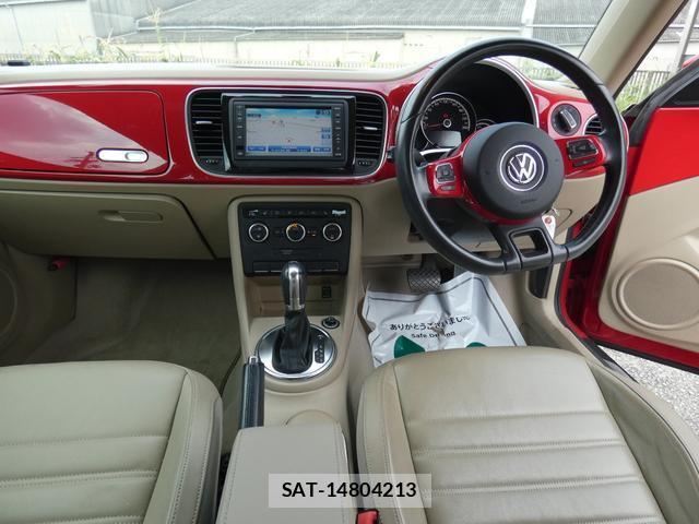 VolksWagen THE BEETLE 2013-02 8222467-5