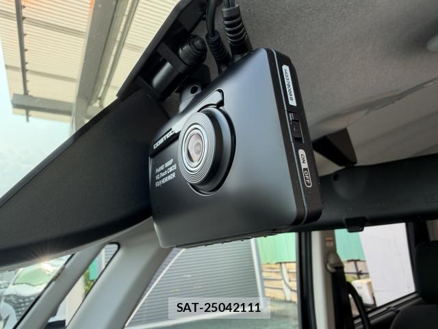 Daihatsu THOR 2018-04 8221179-7