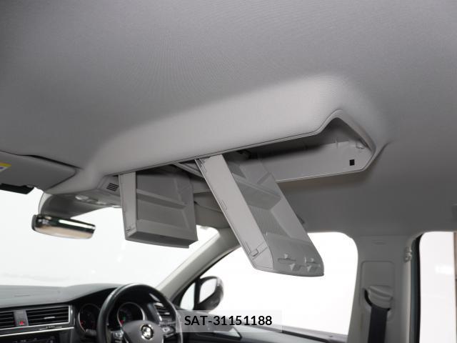 VolksWagen TIGUAN 2019-07 8222932-11