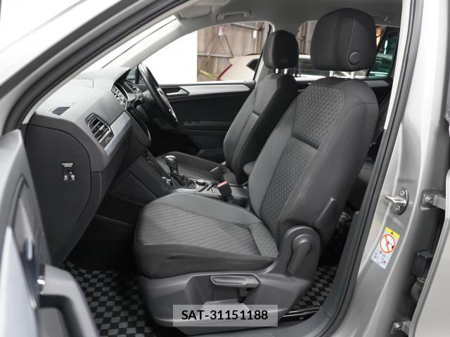VolksWagen TIGUAN 2019-07 8222932-13