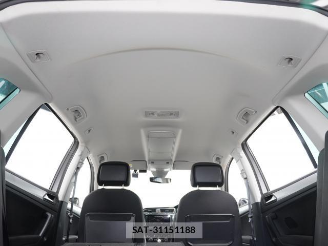 VolksWagen TIGUAN 2019-07 8222932-15
