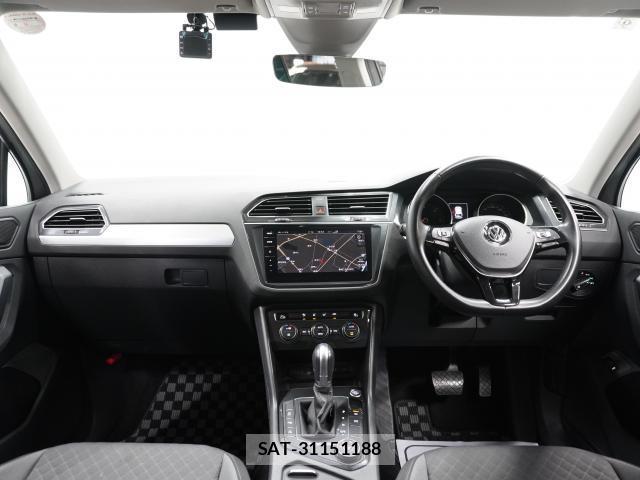 VolksWagen TIGUAN 2019-07 8222932-2