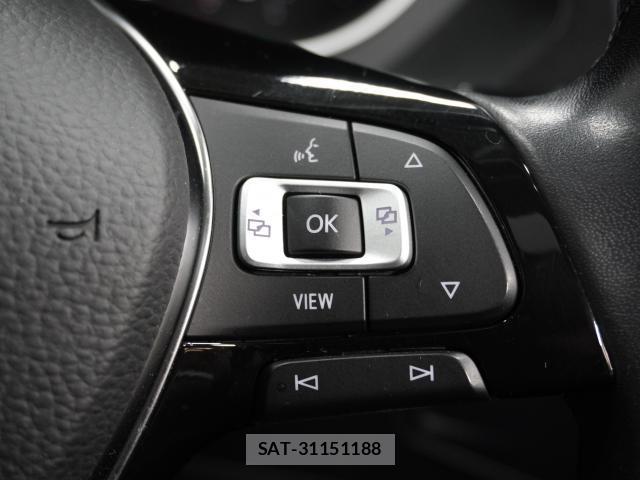 VolksWagen TIGUAN 2019-07 8222932-5