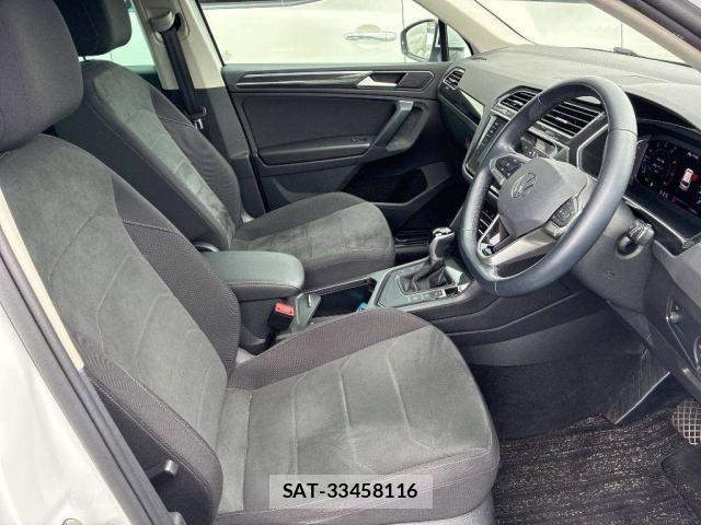 VolksWagen TIGUAN 2023-07 8223150-3