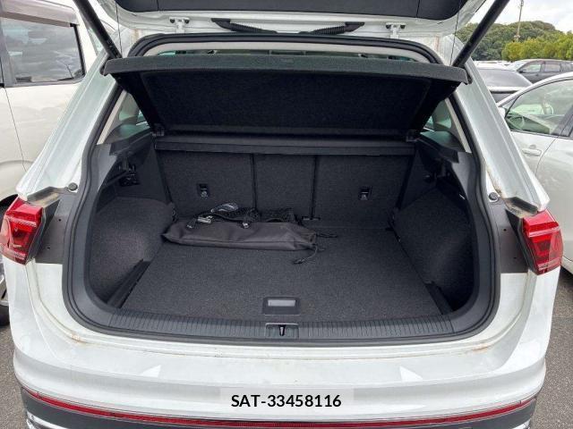VolksWagen TIGUAN 2023-07 8223150-6