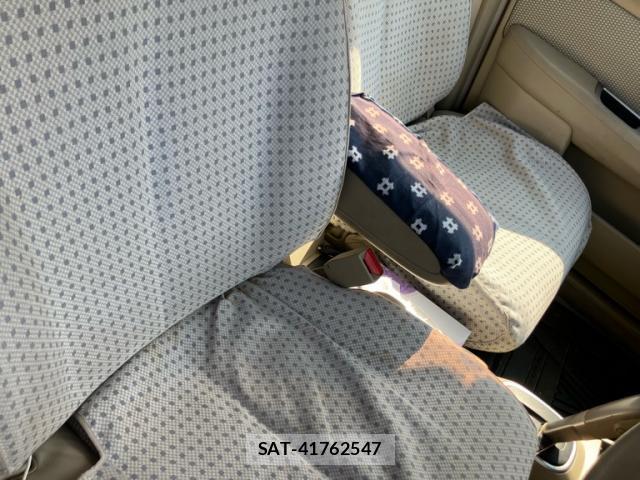 Nissan TIIDA 2005-09 8219829-19