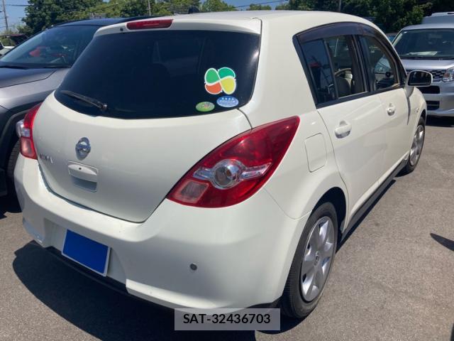 Nissan TIIDA 2008-01 8220055-13