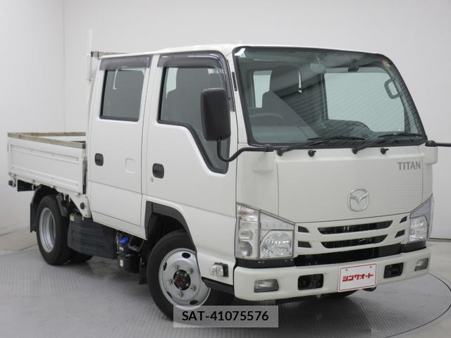 Mazda TITAN 2020-03 8216709-0