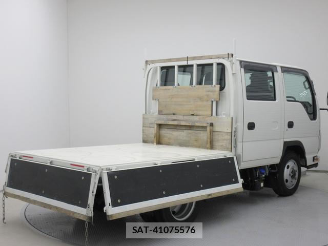Mazda TITAN 2020-03 8216709-10