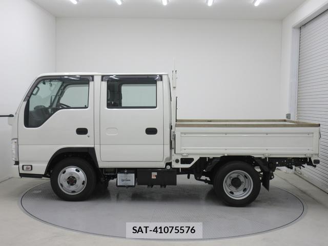 Mazda TITAN 2020-03 8216709-4