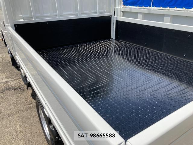 Mazda TITAN 2010-08 8218735-18
