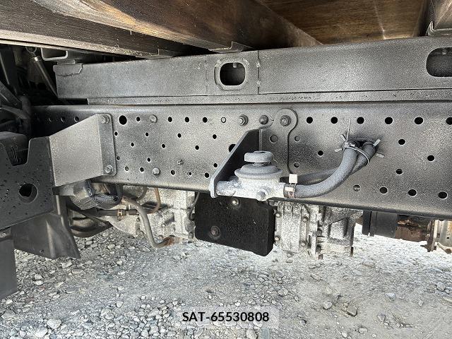 Mazda TITAN 2010-06 8223563-14