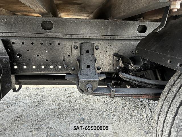 Mazda TITAN 2010-06 8223563-17