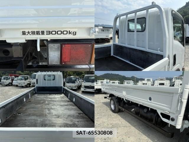 Mazda TITAN 2010-06 8223563-5