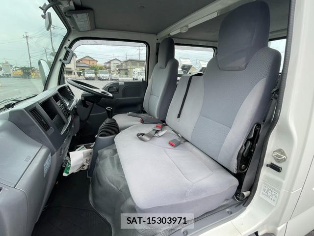 Mazda TITAN 2019-04 8224757-13