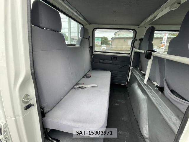 Mazda TITAN 2019-04 8224757-14
