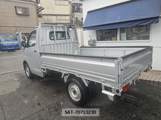 Toyota TOWNACE TRUCK 2021-05 8222281-3