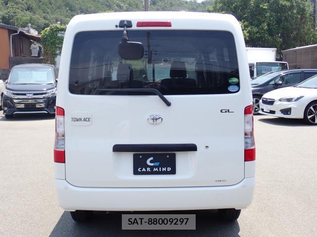 Toyota TOWNACE VAN 2021-05 8218378-1