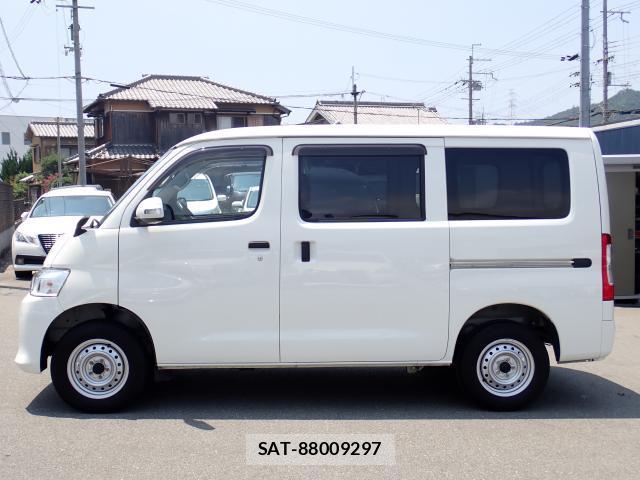 Toyota TOWNACE VAN 2021-05 8218378-10