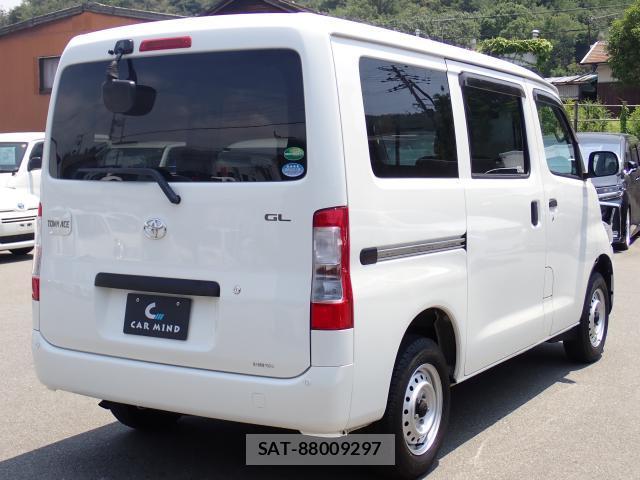 Toyota TOWNACE VAN 2021-05 8218378-13