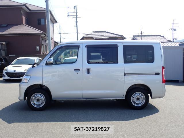 Toyota TOWNACE VAN 2021-03 8218381-10