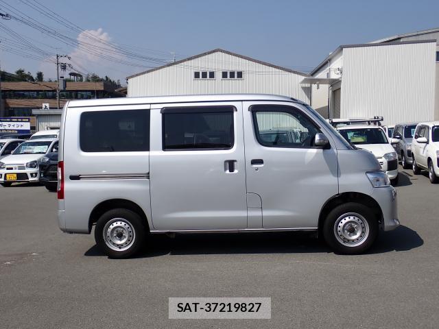 Toyota TOWNACE VAN 2021-03 8218381-3