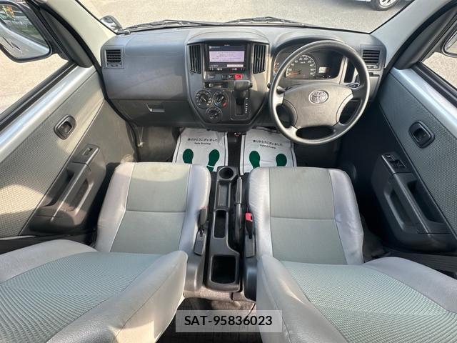 Toyota TOWNACE VAN 2018-06 8218417-1