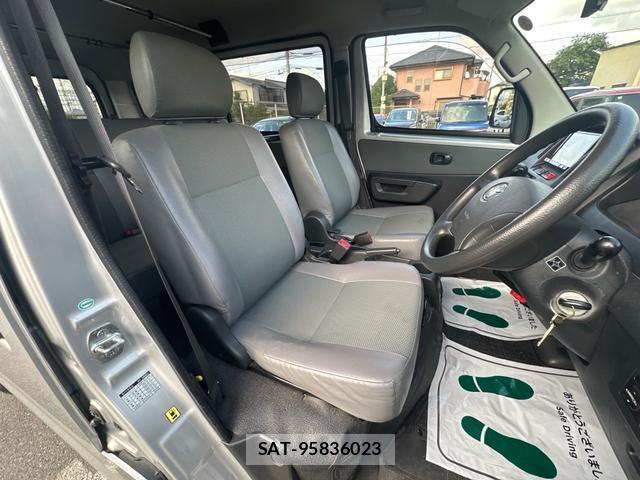 Toyota TOWNACE VAN 2018-06 8218417-10