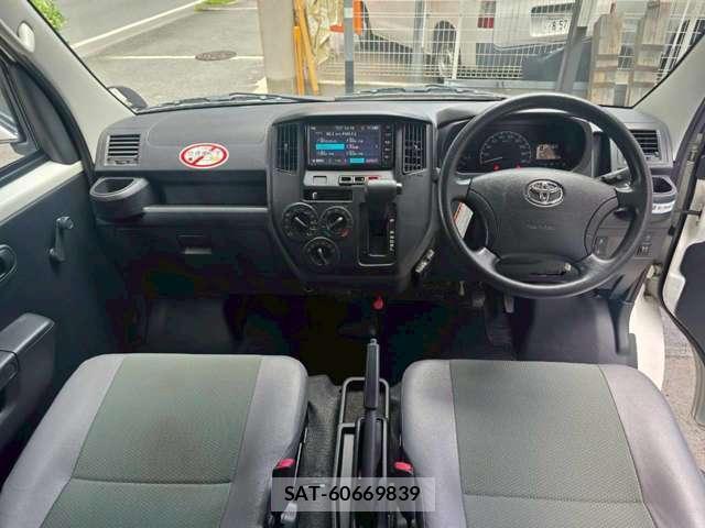 Toyota TOWNACE VAN 2021-06 8218767-4