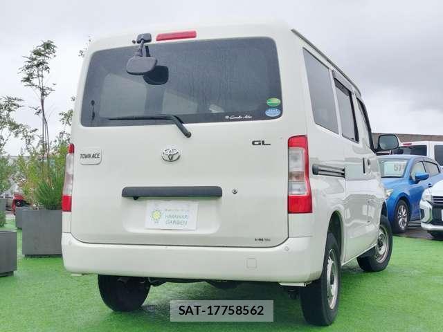 Toyota TOWNACE VAN 2021-06 8220596-1