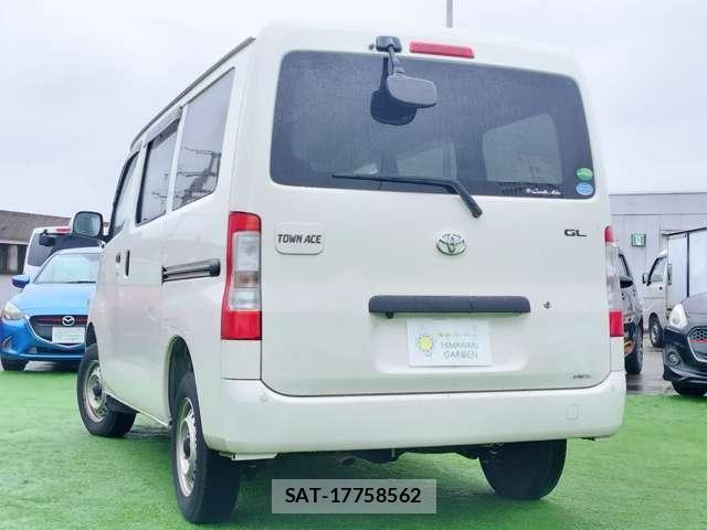 Toyota TOWNACE VAN 2021-06 8220596-3